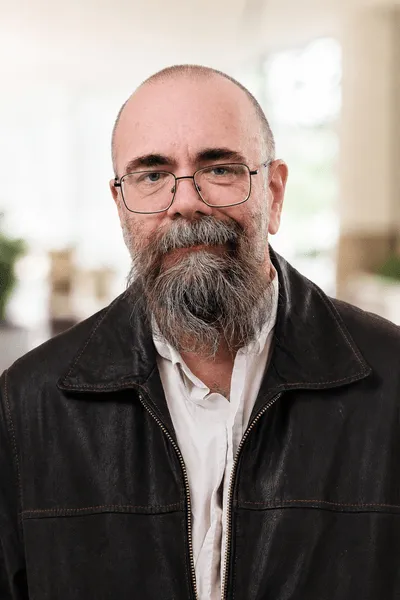 Porträtt av Adam Östergren